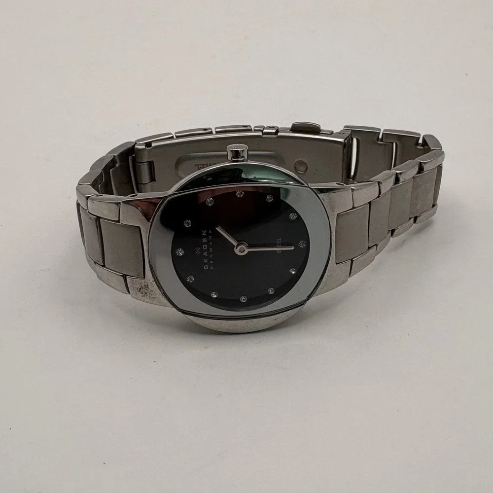 Skagen Denmark Slim Stainless Steel Watch (Parts or Repair)Black Crystal Markers